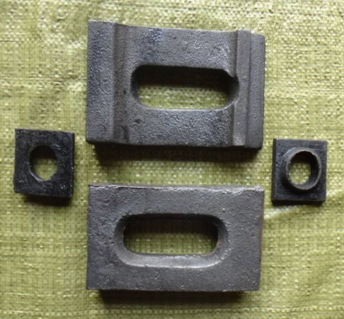 焊接軌道壓板長期供應(yīng) 絕緣軌道壓板量大優(yōu)惠 寶坤工礦配件