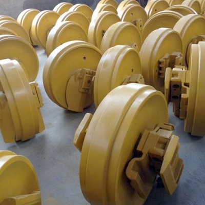 挖掘機(jī)四輪一帶工礦配件的重要性與維護(hù)要點(diǎn)