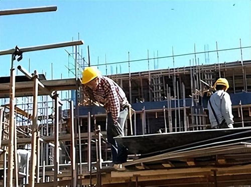 高層建筑的穩(wěn)固靠山 高支模施工技術(shù),可以保證混凝土數(shù)量與質(zhì)量